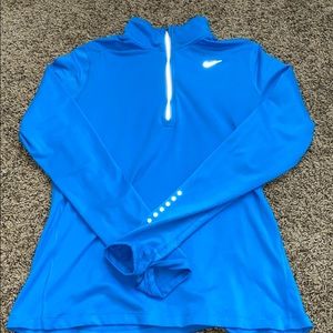 Nike qaurterzip